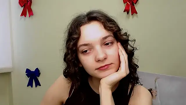 Snapshot of _SusieSu_ chatting on February 16, 2025, 7:26 am SusieSu online show from February 16, 2025, 7:26 am