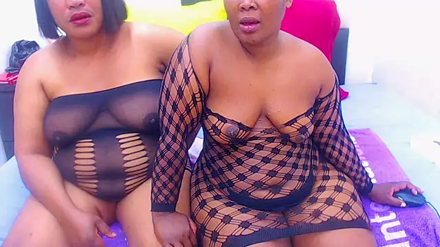 Snapshot of LICKABLEASSxxxx chatting on November 11, 2025, 4:29 am LICKABLEASSxxxx online show from November 11, 2025, 4:29 am