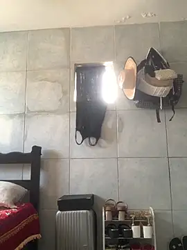 Gabrielleof online show from October 31, 2025, 1:08 pm