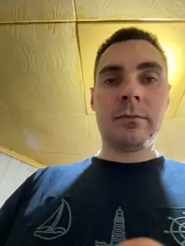 Rowing199456 online show from December 4, 2025, 12:15 pm