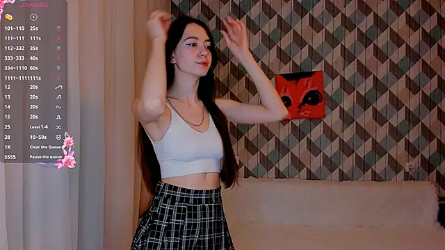 EvaBradley online show from February 14, 2025, 3:47 pm