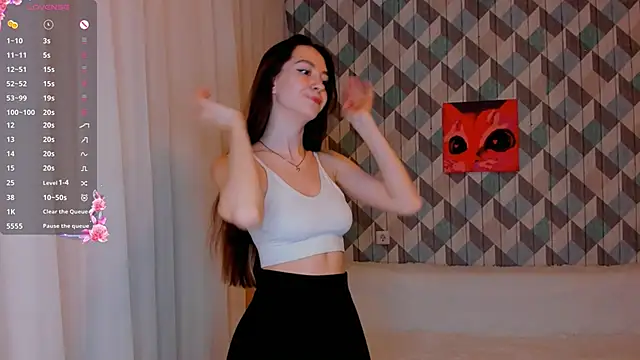 EvaBradley online show from February 26, 2025, 3:43 pm