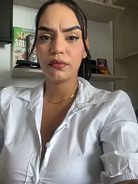 Snapshot of Sara-77 chatting on November 22, 2025, 3:11 pm Sara-77 online show from November 22, 2025, 3:11 pm