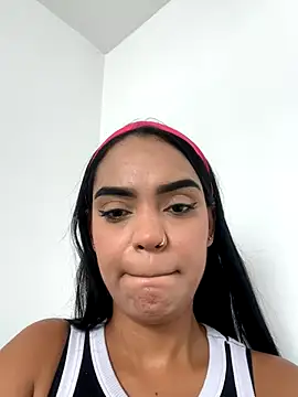 Snapshot of Sara-77 chatting on October 3, 2025, 4:52 pm Sara-77 online show from October 3, 2025, 4:52 pm