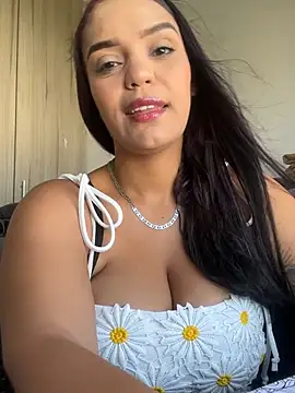 Snapshot of Sara-77 chatting on March 18, 2026, 7:48 pm Sara-77 online show from March 18, 2026, 7:48 pm