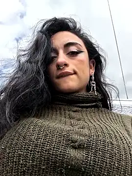 Lila Desiree online show from September 18, 2025, 8:12 pm