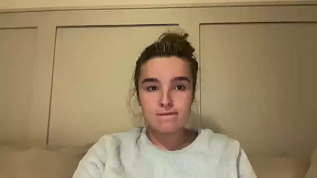 Snapshot of maisiesmithx chatting on November 6, 2025, 8:02 pm maisiesmithx online show from November 6, 2025, 8:02 pm