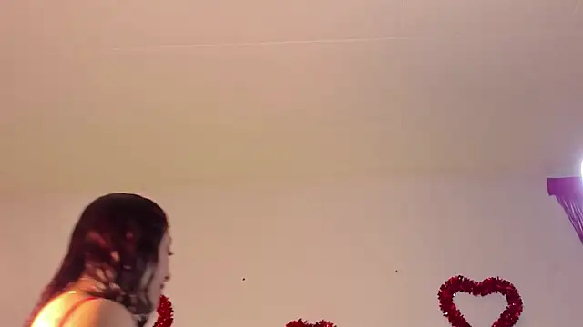 Betzabeth-Miller online show from February 12, 2026, 1:49 am