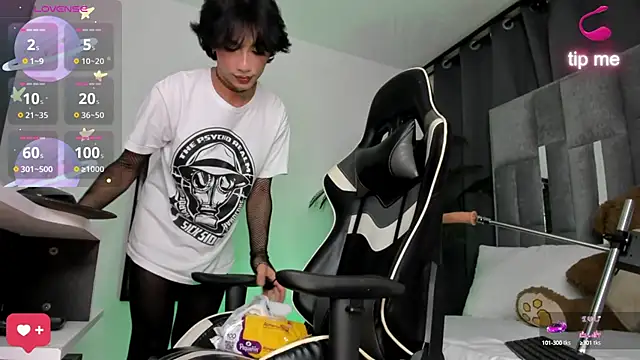 Snapshot of sue___0 chatting on December 29, 2024, 3:00 am sue 0 online show from December 29, 2024, 3:00 am