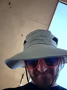 Csirhc online show from March 7, 2026, 11:21 pm