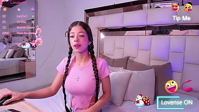 coraltaylor online show from December 30, 2024, 1:25 pm