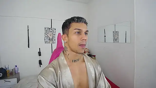 Leonard Price online show from November 26, 2025, 4:01 am