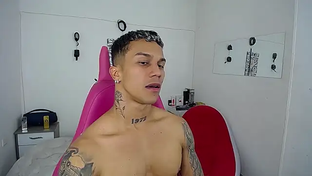 Leonard Price online show from November 13, 2025, 2:26 am