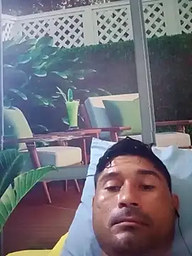 Snapshot of Diogo100 chatting on November 25, 2025, 8:53 pm Diogo100 online show from November 25, 2025, 8:53 pm