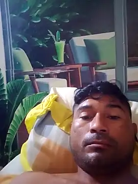 Snapshot of Diogo100 chatting on October 24, 2025, 3:22 pm Diogo100 online show from October 24, 2025, 3:22 pm