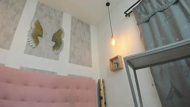 Snapshot of zhamira_21 chatting on December 4, 2025, 8:08 pm zhamira 21 online show from December 4, 2025, 8:08 pm