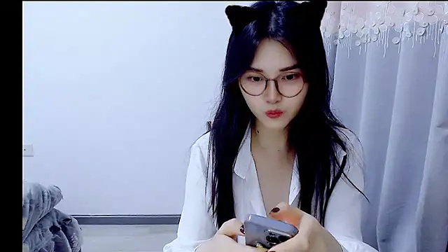 Snapshot of Little-sweet chatting on November 7, 2025, 12:31 pm Little-sweet online show from November 7, 2025, 12:31 pm