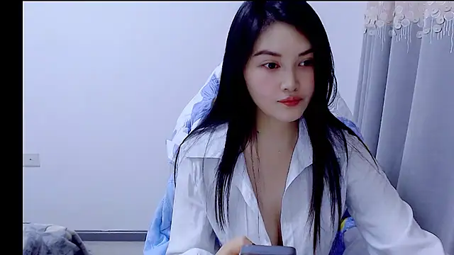 Snapshot of Little-sweet chatting on November 20, 2025, 1:34 pm Little-sweet online show from November 20, 2025, 1:34 pm