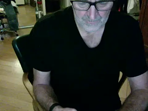 Snapshot of Traumsommer2 chatting on December 13, 2024, 3:11 pm Traumsommer2 online show from December 13, 2024, 3:11 pm