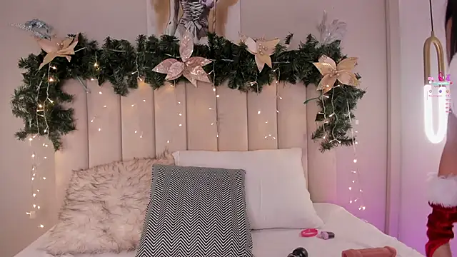 Snapshot of Kim_miller4 chatting on December 5, 2025, 7:34 pm Kim miller4 online show from December 5, 2025, 7:34 pm