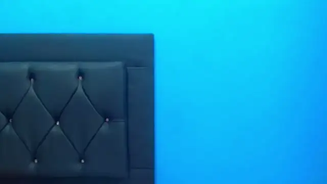 jaycolinss online show from November 25, 2025, 8:42 pm