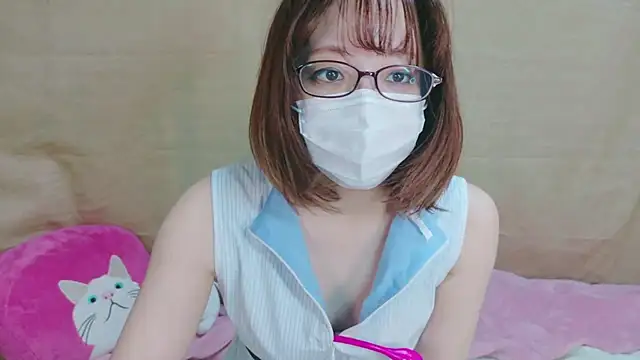 Snapshot of Arisa_san__ chatting on December 8, 2024, 4:07 pm Arisa san online show from December 8, 2024, 4:07 pm