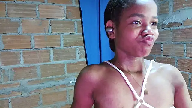 Snapshot of Luciia_cute chatting on November 27, 2025, 9:04 pm Luciia cute online show from November 27, 2025, 9:04 pm