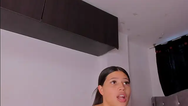 Snapshot of game_with_lesbians_ chatting on October 14, 2025, 10:31 pm game with lesbians online show from October 14, 2025, 10:31 pm