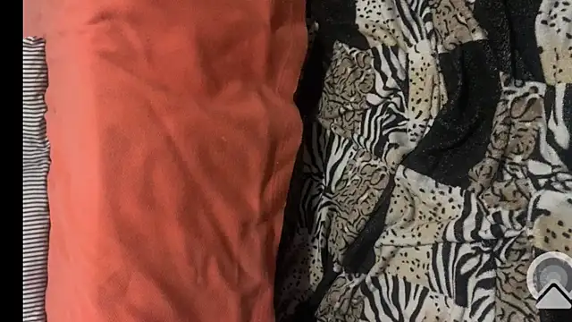 Snapshot of melaniie_7 chatting on March 9, 2025, 5:11 am melaniie 7 online show from March 9, 2025, 5:11 am