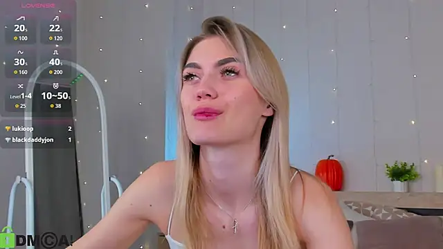 Snapshot of Cherry_Price chatting on October 29, 2025, 12:53 am Cherry Price online show from October 29, 2025, 12:53 am