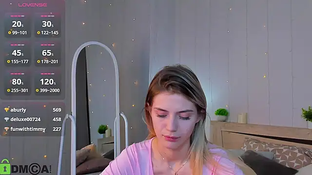 Snapshot of Cherry_Price chatting on November 25, 2025, 12:49 pm Cherry Price online show from November 25, 2025, 12:49 pm