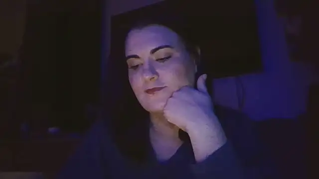  CumSeeV  online show from December 19, 2025, 5:00 am