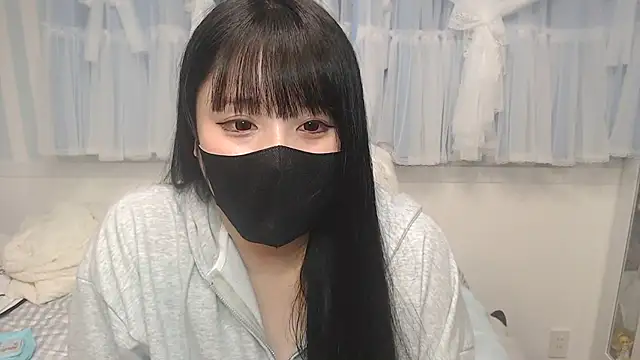 Snapshot of yua0727 chatting on June 6, 2026, 2:11 pm yua0727 online show from June 6, 2026, 2:11 pm