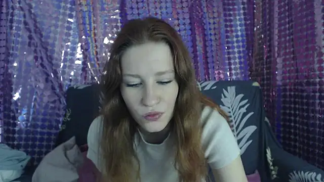 Snapshot of Nika_Shape chatting on December 26, 2024, 4:21 am Nika Shape online show from December 26, 2024, 4:21 am