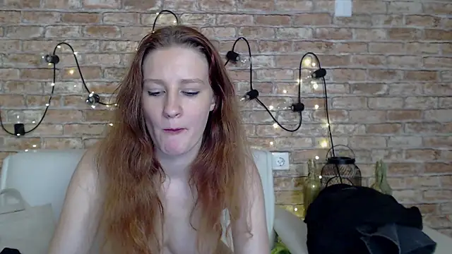 Snapshot of Nika_Shape chatting on December 7, 2024, 12:40 pm Nika Shape online show from December 7, 2024, 12:40 pm
