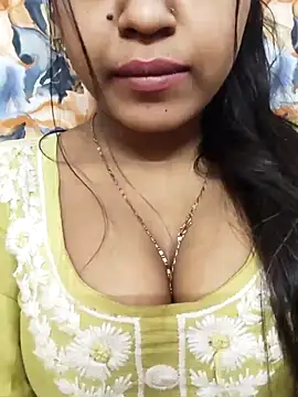 Snapshot of Sania-Love chatting on March 4, 2025, 9:32 pm Sania-Love online show from March 4, 2025, 9:32 pm