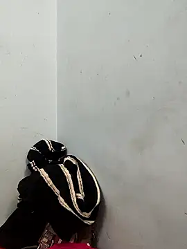 Snapshot of Sania-Love chatting on January 5, 2026, 11:08 pm Sania-Love online show from January 5, 2026, 11:08 pm