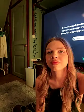 Snapshot of Alice1_secret chatting on October 18, 2025, 3:47 pm Alice1 secret online show from October 18, 2025, 3:47 pm