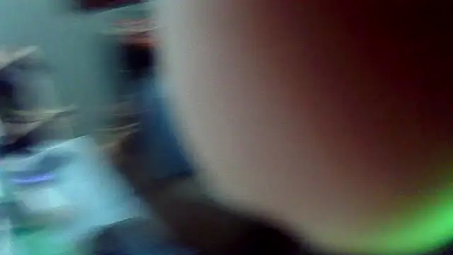 Snapshot of Spunwhiteboy1992 chatting on November 28, 2025, 4:07 pm Spunwhiteboy1992 online show from November 28, 2025, 4:07 pm