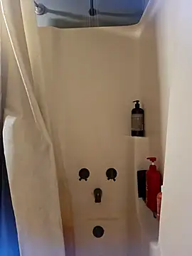 Snapshot of Spunwhiteboy1992 chatting on October 29, 2025, 6:40 pm Spunwhiteboy1992 online show from October 29, 2025, 6:40 pm