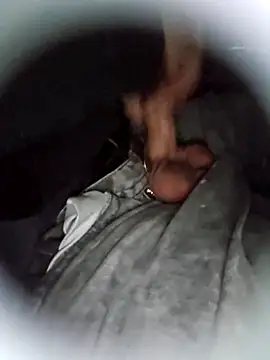 Snapshot of Spunwhiteboy1992 chatting on October 23, 2025, 4:11 am Spunwhiteboy1992 online show from October 23, 2025, 4:11 am