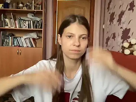 Snapshot of felicity_gold chatting on June 12, 2026, 6:44 am felicity gold online show from June 12, 2026, 6:44 am
