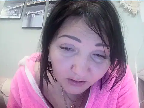 ClaireSunset online show from December 15, 2024, 5:20 pm