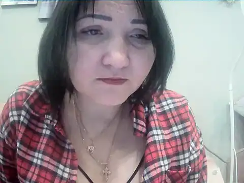 ClaireSunset online show from December 17, 2024, 2:11 pm