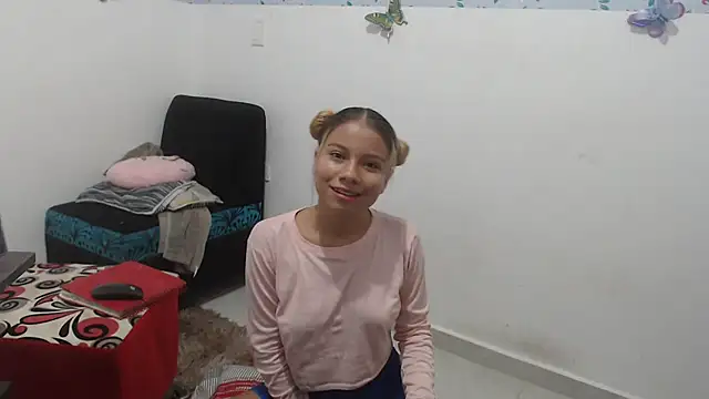 Snapshot of Naomi991 chatting on March 22, 2025, 3:42 pm Naomi991 online show from March 22, 2025, 3:42 pm