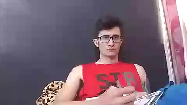 Snapshot of Loggan_donnelly chatting on November 30, 2025, 6:30 pm Loggan donnelly online show from November 30, 2025, 6:30 pm