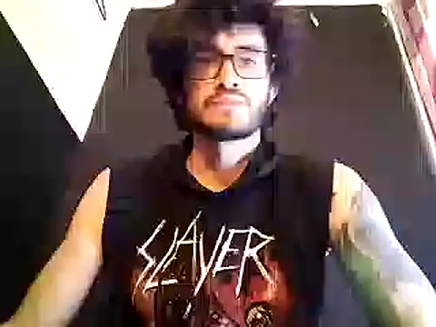 Snapshot of Loggan_donnelly chatting on October 29, 2025, 8:30 pm Loggan donnelly online show from October 29, 2025, 8:30 pm