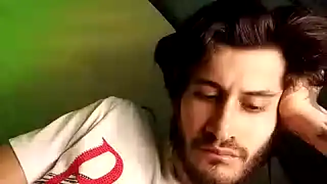 Snapshot of Loggan_donnelly chatting on November 2, 2025, 6:51 am Loggan donnelly online show from November 2, 2025, 6:51 am