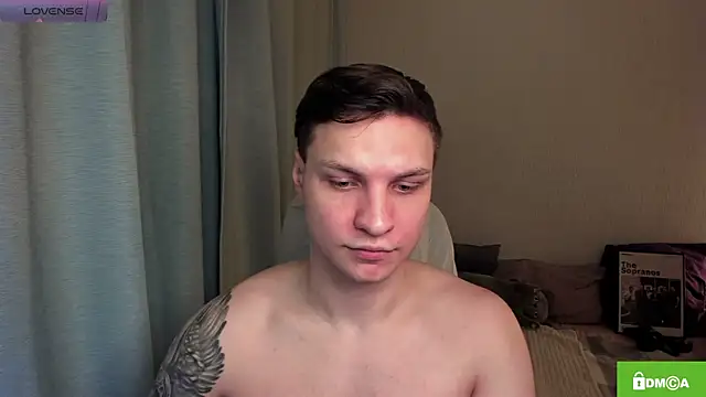 Snapshot of handsome_guy01 chatting on June 1, 2026, 2:01 am handsome guy01 online show from June 1, 2026, 2:01 am