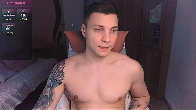 handsome guy01 online show from February 11, 2025, 6:22 pm